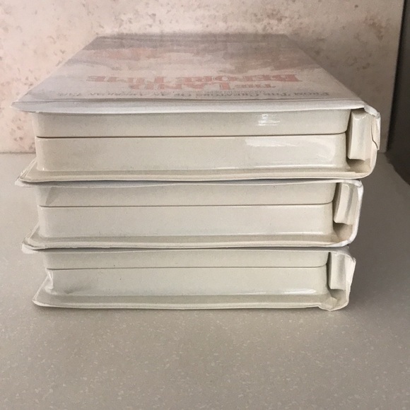 VHS movies: The Land Before Time I,II, and III. - Picture 6 of 9